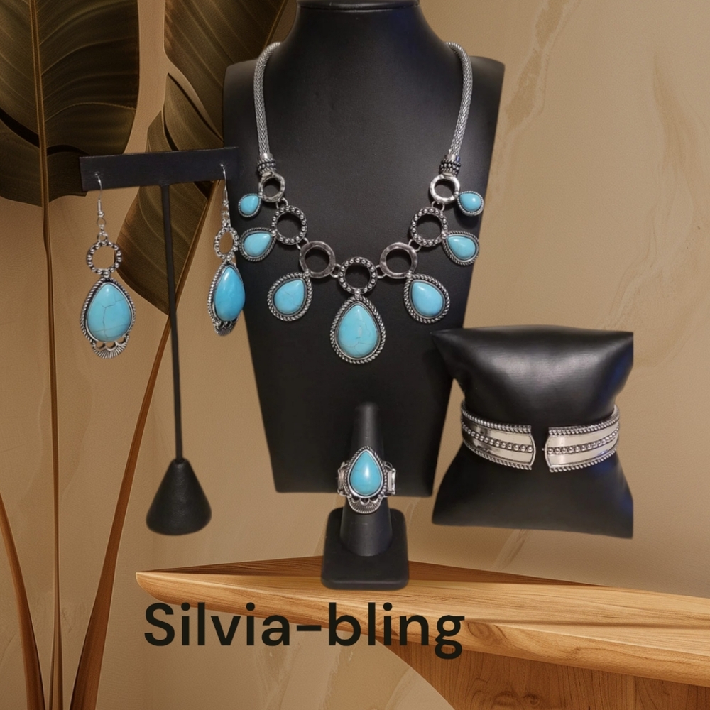 Jewelry - Picture 4 of 10